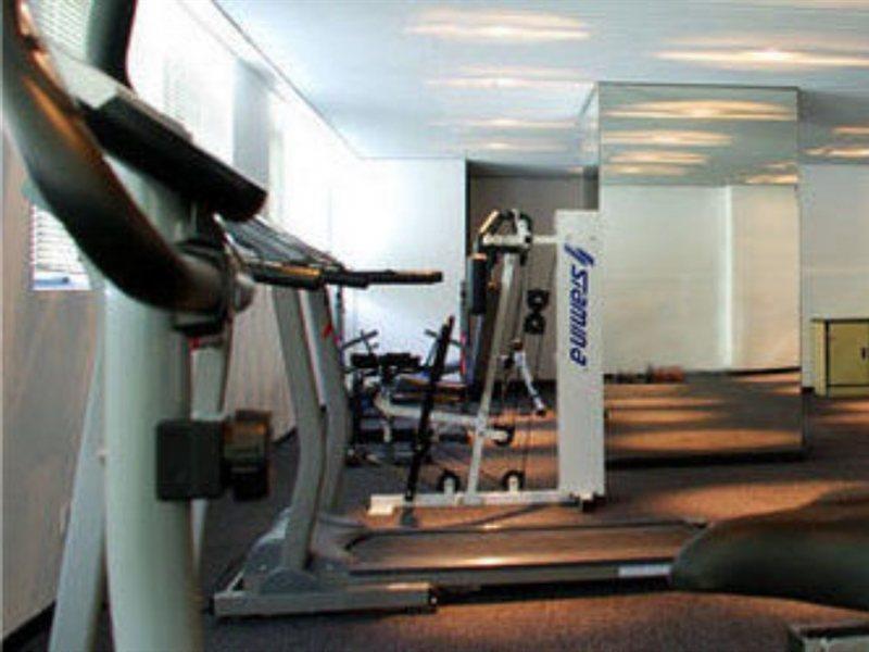 Henry Business Hotel Canton Esterno foto